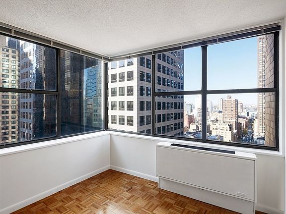 4th image of 211 W 56th St APT 29H