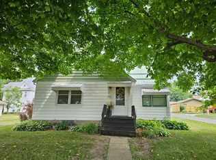 213 2nd St SE, Spring Grove, MN 55974