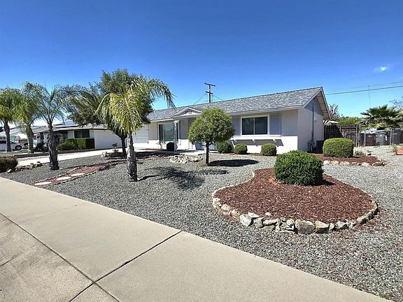 5th image of 27102 Capilano Dr