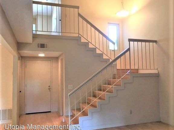 5th image of 867 Murdoch Ln