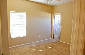 3rd image of 30953 N Karen Ave