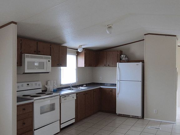 3rd image of 11161 Country Haven Dr