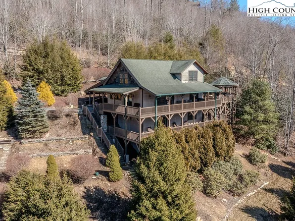13 Sunset Drive, Elk Park, NC 28622