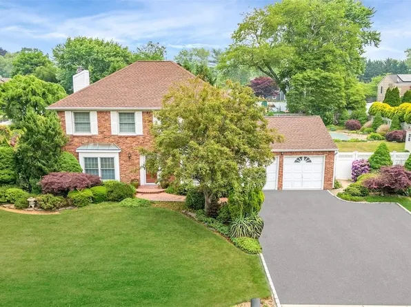 15 Westwood Avenue, Stony Brook, NY 11790