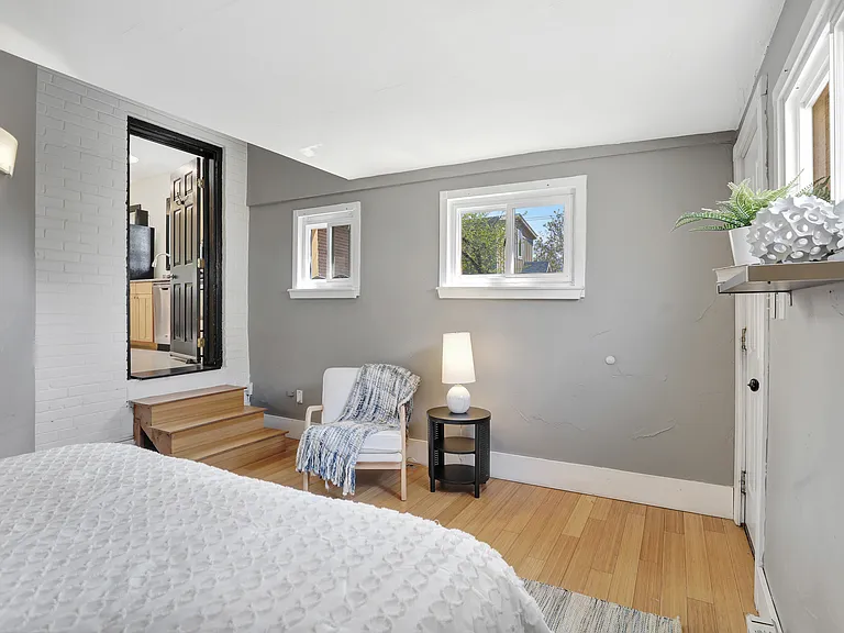 457 Fox St — Photo 19