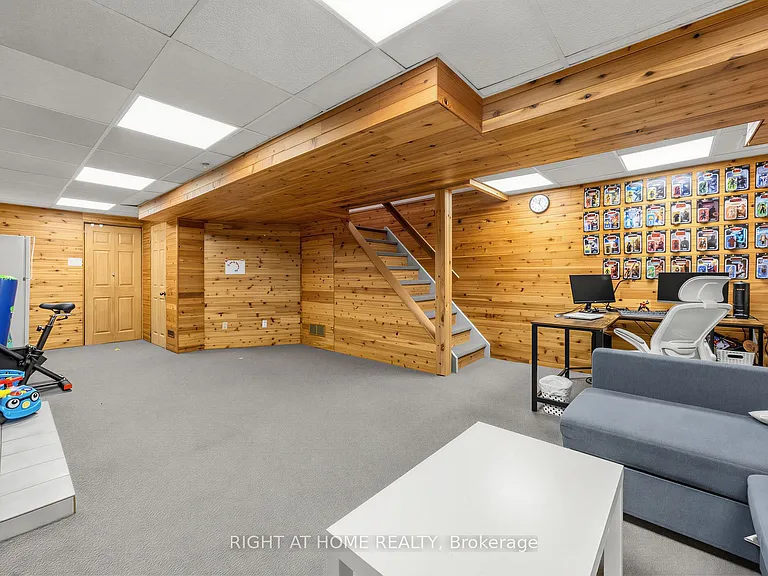 1663 Tawnberry St — Photo 28