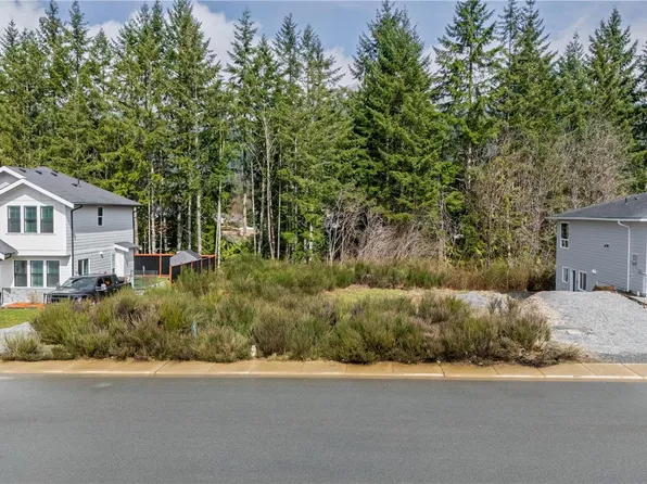 145 Edgewood Dr, Lake Cowichan, BC V0R