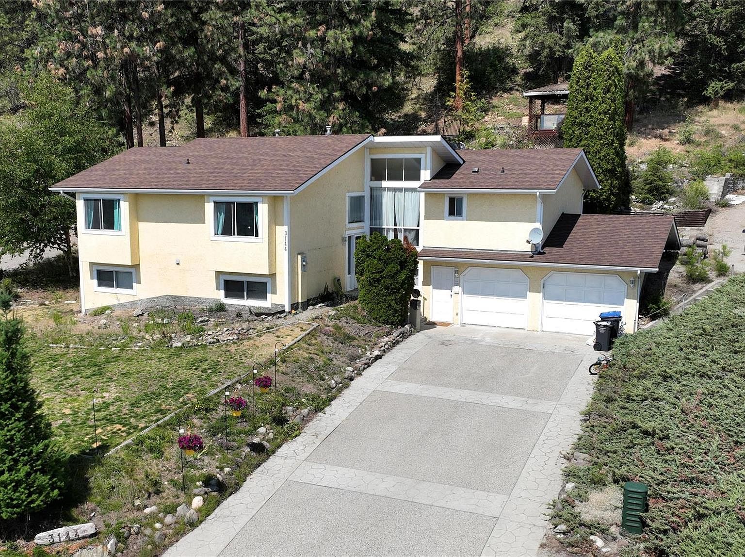 3144 Shetler Dr, West Kelowna, BC V4T 1M4 MLS 10286403 Zillow