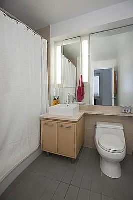 Sold by Platinum Properties | media 9