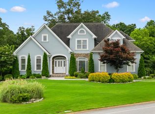 9342 Windstone Dr, Ooltewah, TN 37363