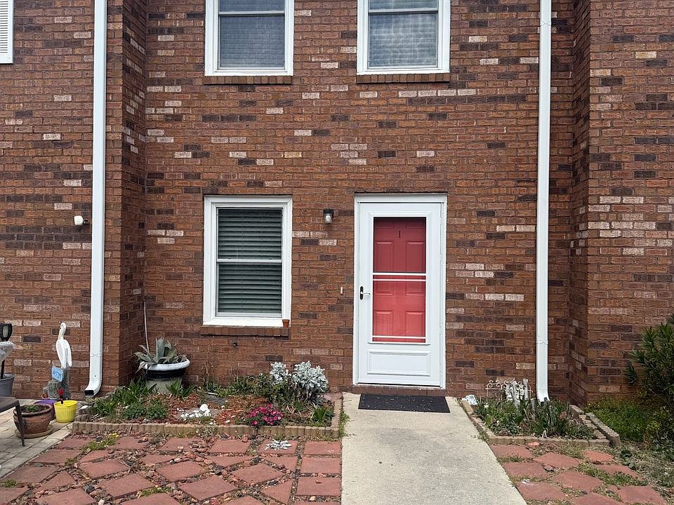 1st image of 803 11th Ave S Unit I