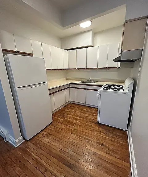445 17th St #3 — Photo 2