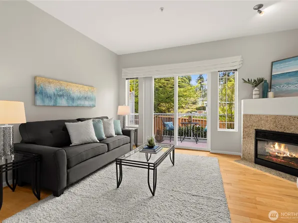 15720 Manor Way #E3, Lynnwood, WA 98087