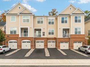 23225 Milltown Knoll Sq UNIT 104, Ashburn, VA 20148