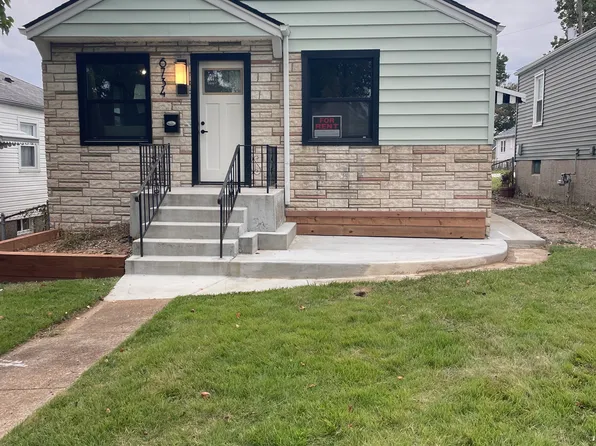 6734 W Park Ave, Saint Louis, MO 63139