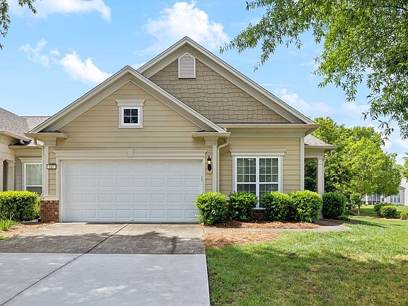 2nd image of 147 Old Towne Dr