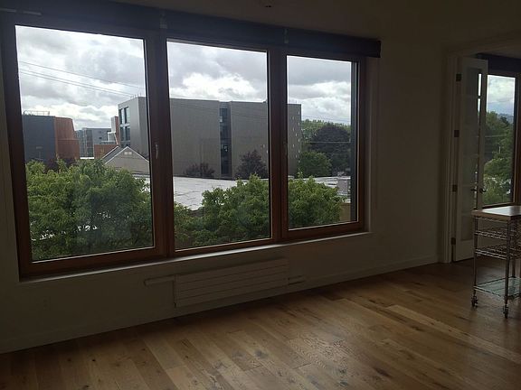 5th image of 33 N Beech St #13