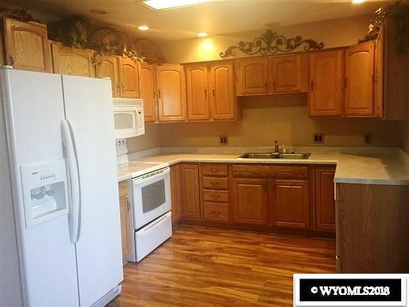 2nd image of 1203 Palisades Way