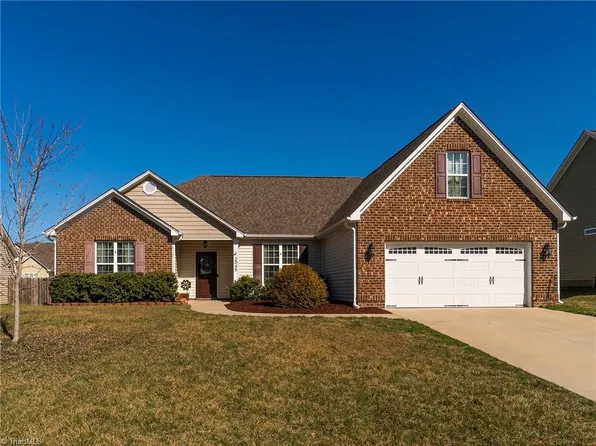 3045 Cullens Dr, Graham, NC 27253