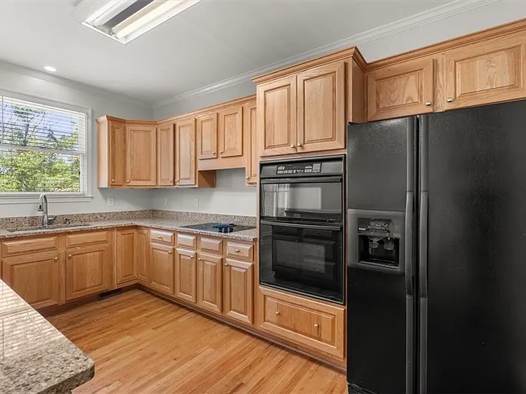 4372 Paces Point Cir SE — Photo 16