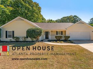 131 Brownsmill Dr, Grayson, GA 30017