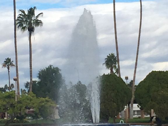 Fountain and lake 