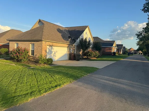 27 Rhoades Ln, Columbus, MS 39701