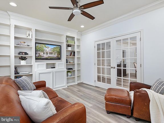 5th image of 4744 Glass Mountain Way