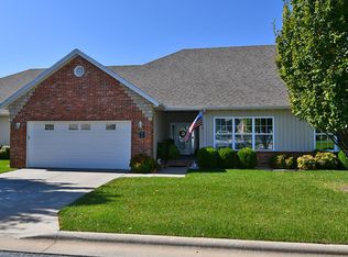 1360 N Sandy Creek Cir UNIT 2, Nixa, MO 65714