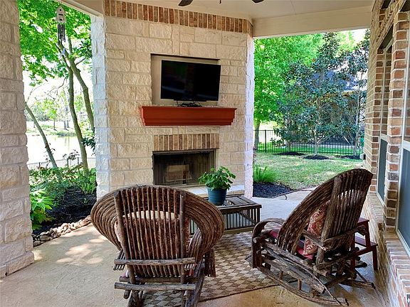 5th image of 4327 Oxbow Cir W
