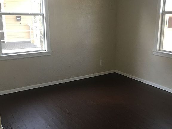 5th image of 1270 W 32nd St