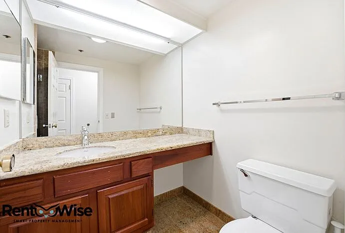 555 Laurel Ave #303 — Photo 36