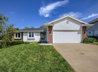 1108 Tower Ridge Dr, Council Bluffs, IA 51503