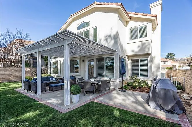 15464 Borges Dr — Photo 80