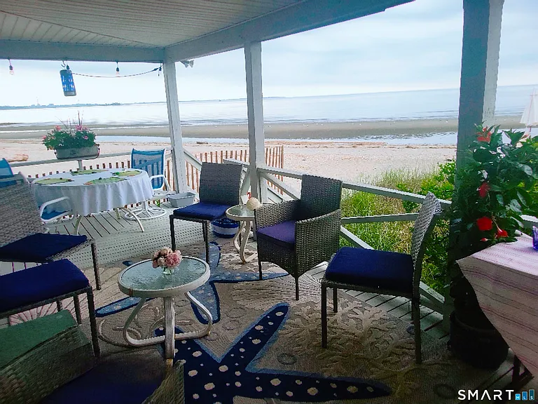 655 Fairfield Beach Rd — Photo 5
