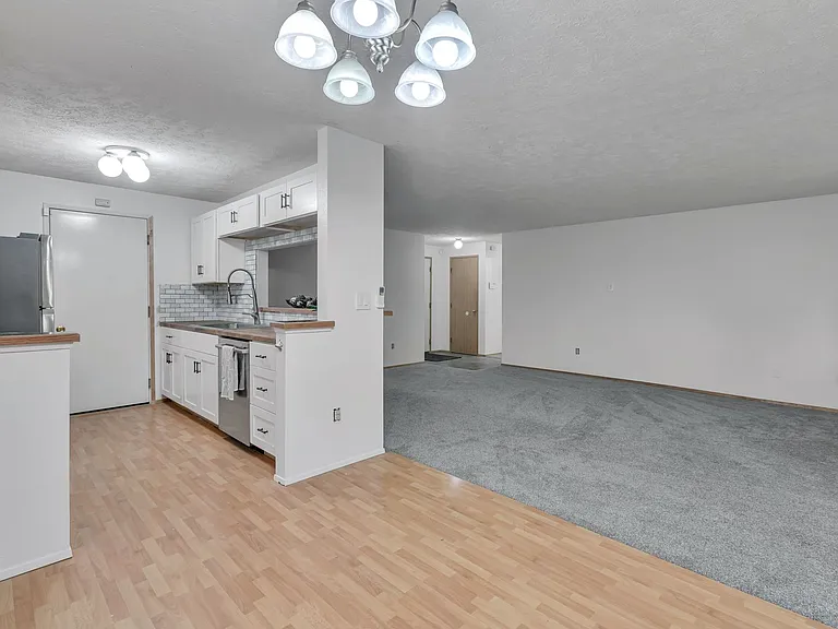 8011 116th St E — Photo 17