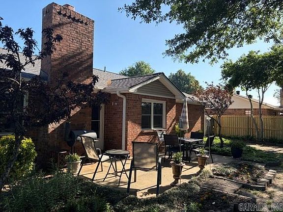 5th image of 1121 E Mayfair Ln