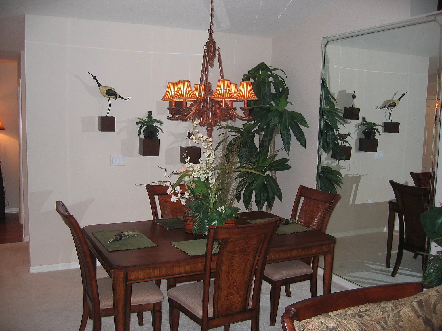 2 bed, 2.5 bath, 2045 sqft, $3,200 — Photo 3