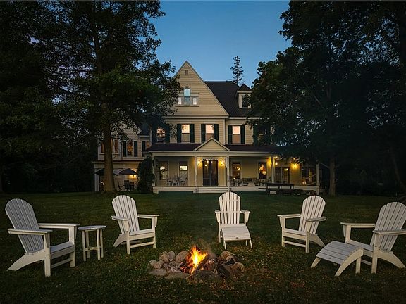 2nd image of 1870 W Lake Rd