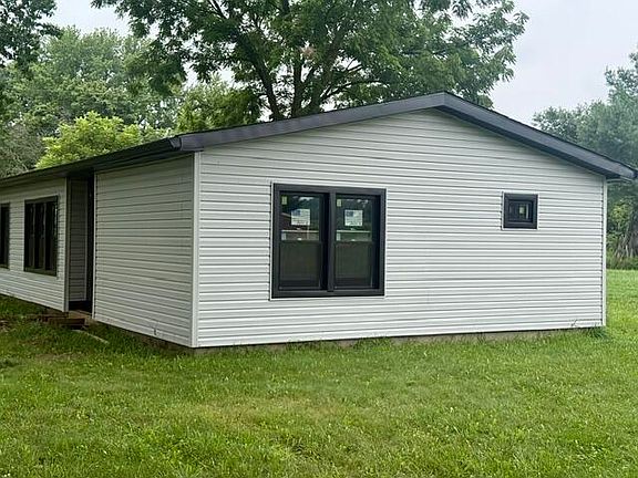 2nd image of 6633 W Forest Lawn Rd
