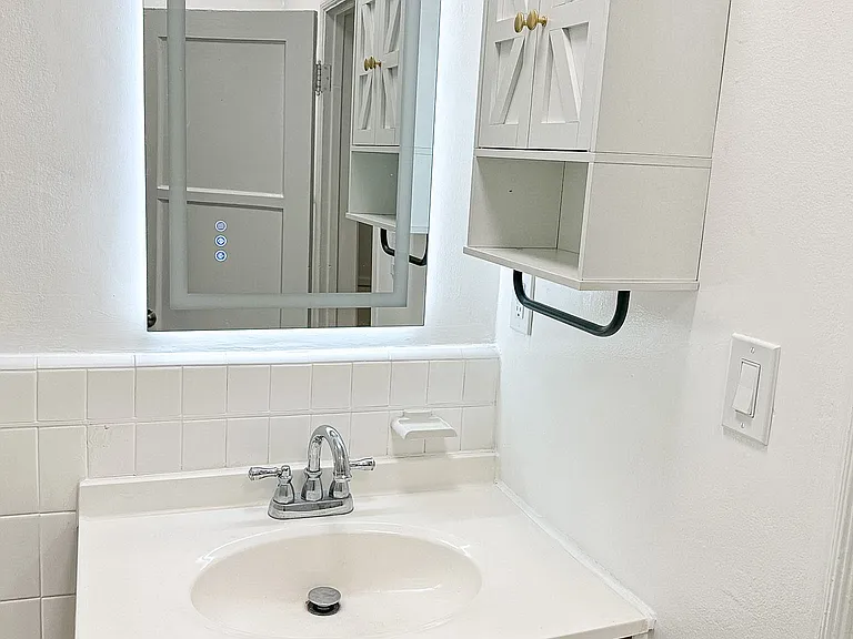 340 1/4 N Curson Ave #340-1/4 — Photo 12
