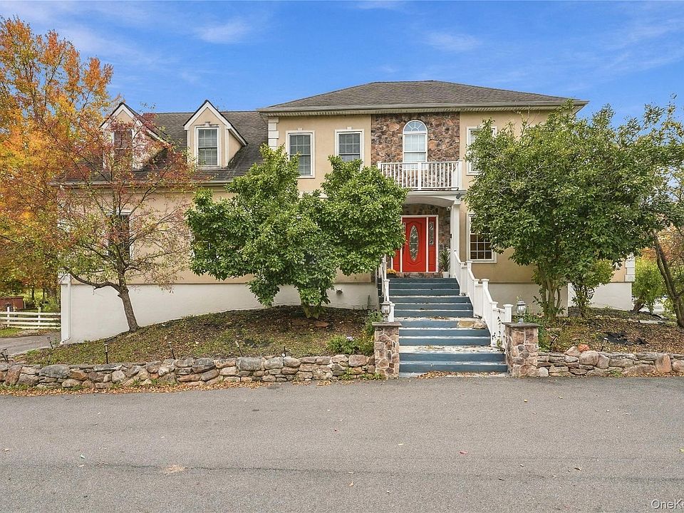 1st image of 167 Vinegar Hill Road