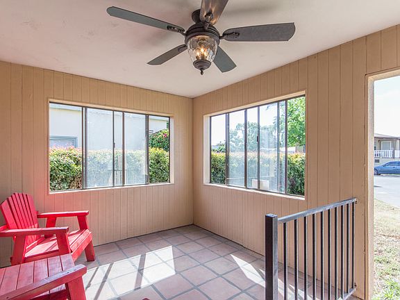 5th image of 3956 Hannibal Pl