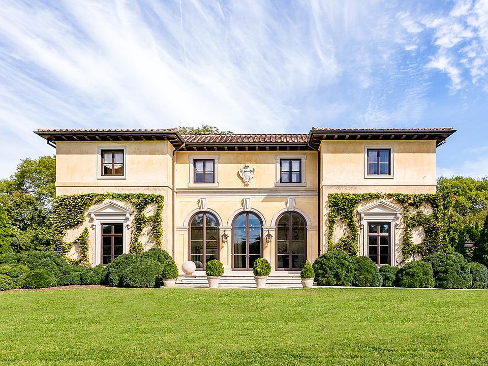 1st image of 700 Belle Meade Blvd