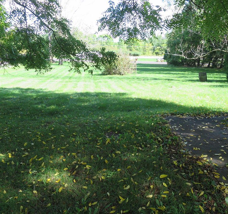 2nd image of W220N7667 Fieldstone Ln
