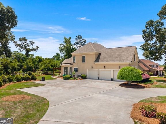 2nd image of 240 Fairways Dr