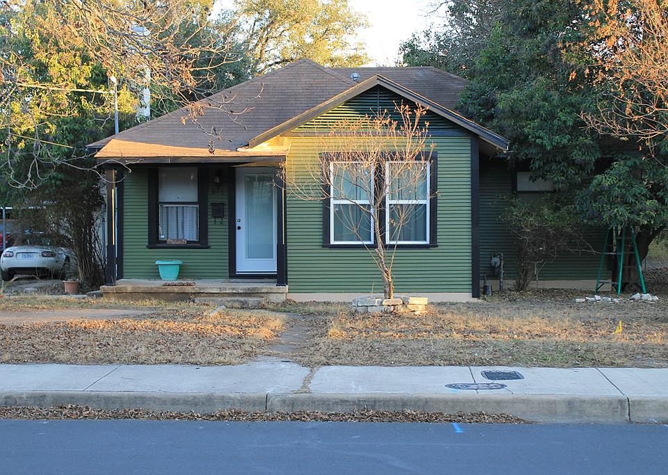 1st image of 845 Tivy St