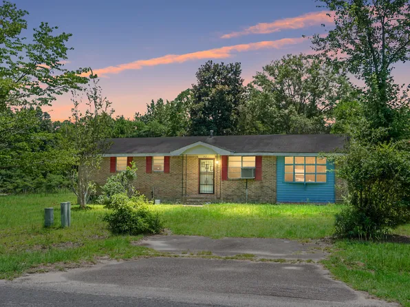2821 Big Buck Blvd, Bowman, SC 29018