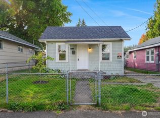 321 NW 2nd Ave, Kelso, WA