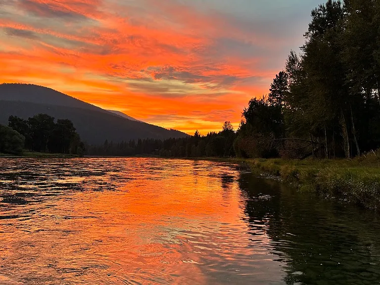 Kootenai River Rd — Photo 22